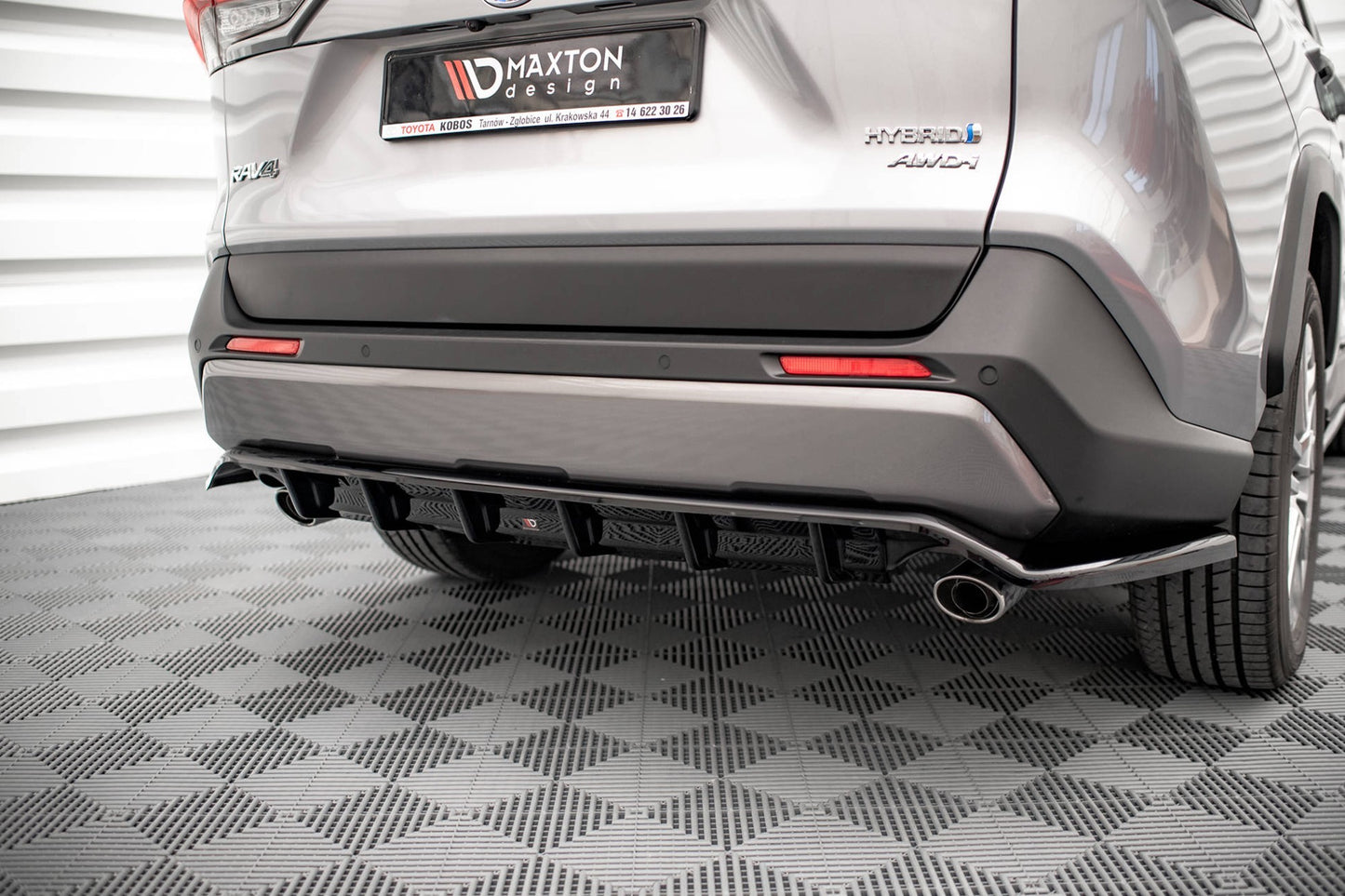 Spoiler bară spate Maxton Design pentru Toyota Rav4 (după 2019), lac negru