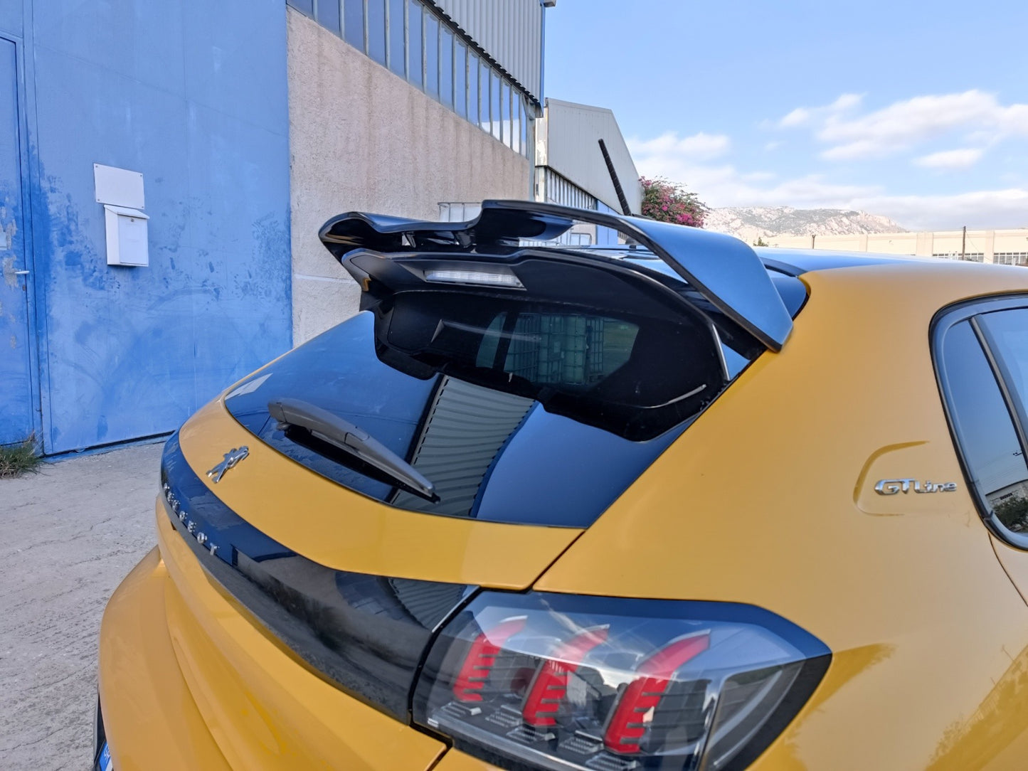 Motordrome Design plafon spoiler versiunea 3 pentru Peugeot 208 Mk2 (2019+)