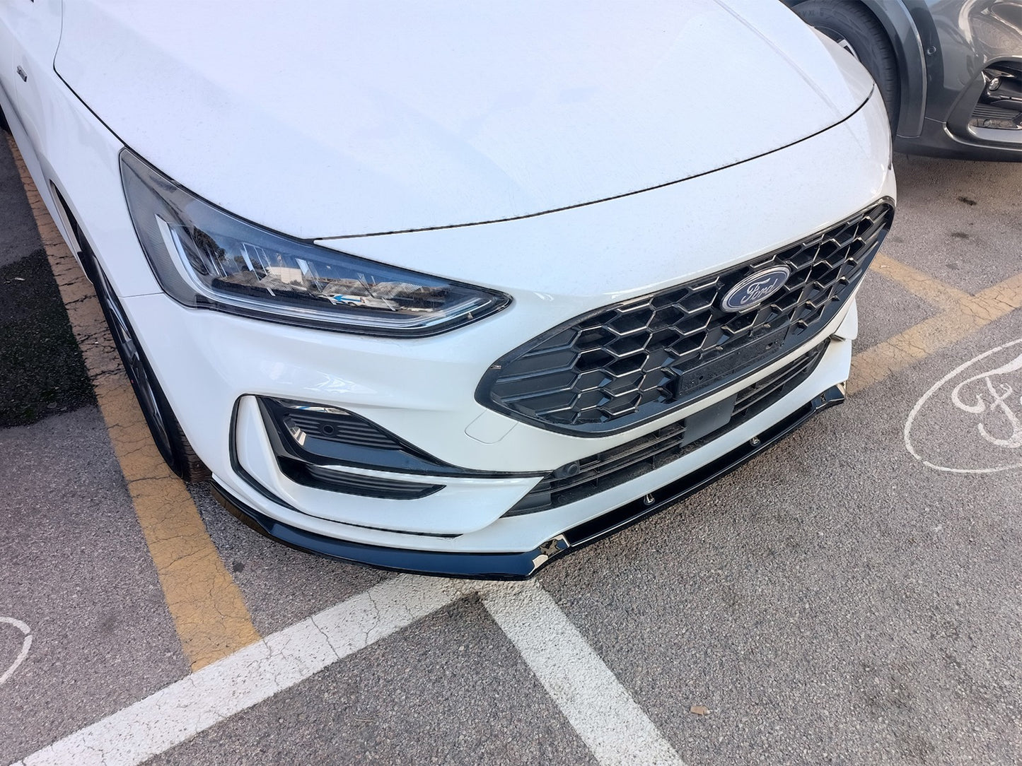 Spoiler pentru bara fata Motordrome Design pentru Ford Focus Mk4 ST/ST-Line (dupa 2021)