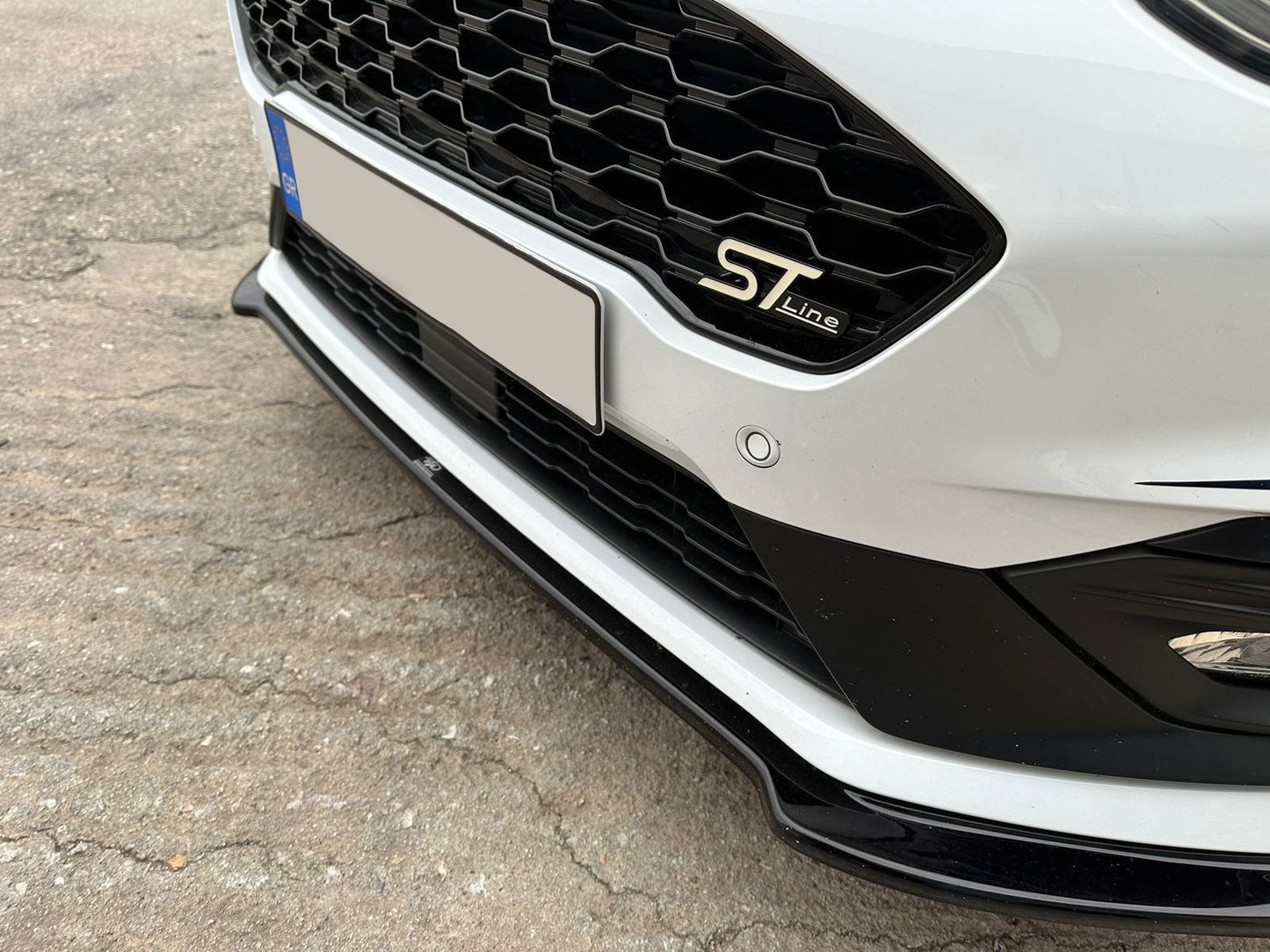 Motordrome Design spoiler pentru bara fata ST / ST‑Line a Ford Fiesta Mk8 (2017‑2021)