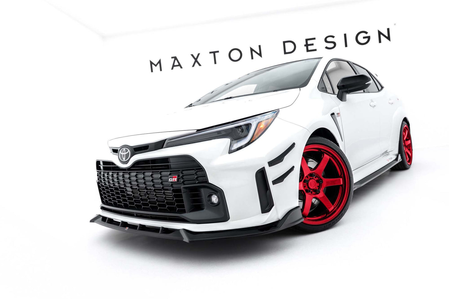 Spoiler bară față Maxton Design versiunea 2 pentru Toyota GR Corolla (2022-2024), negru lucios