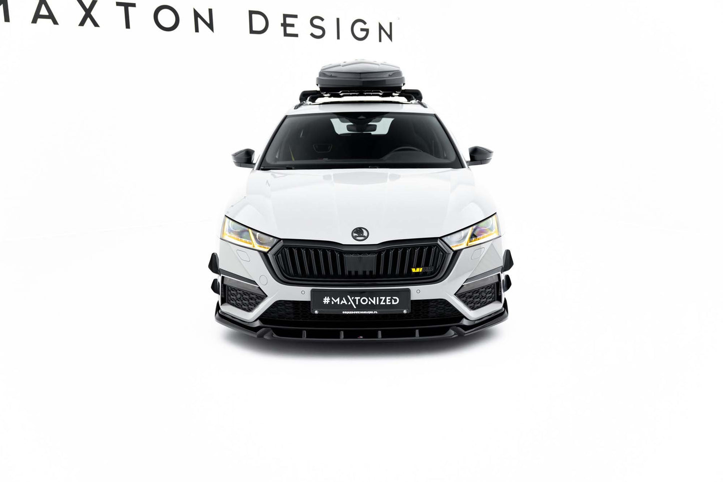 Maxton Design spoiler versiunea 5 pentru bara fata RS a Skoda Octavia Liftback si break (2020-2024), negru lac