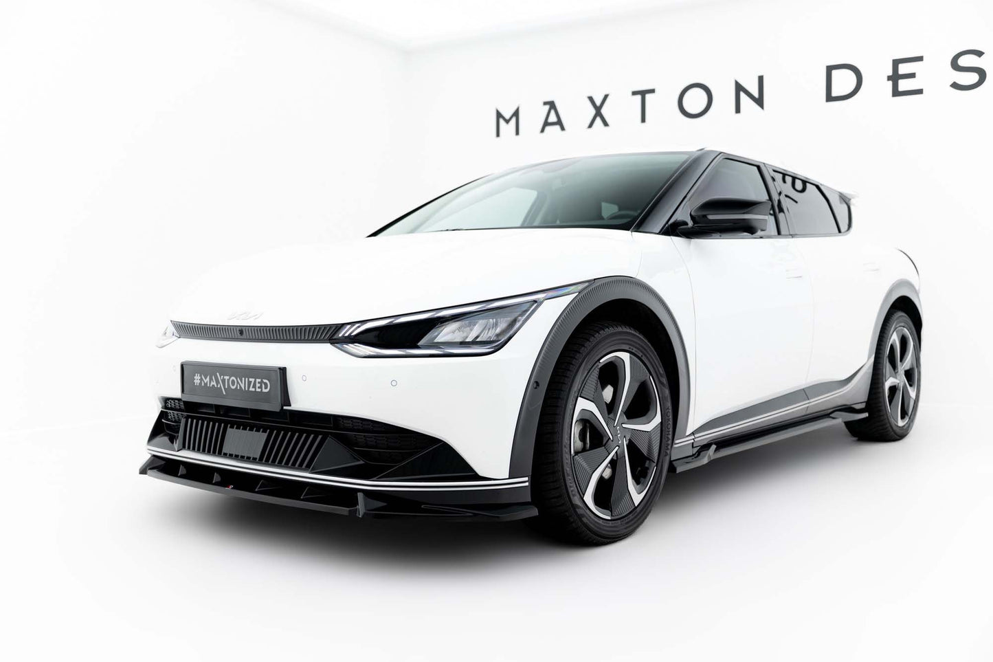 Spoiler fata bara Maxton Design pentru Kia EV6 (2021-), lac negru