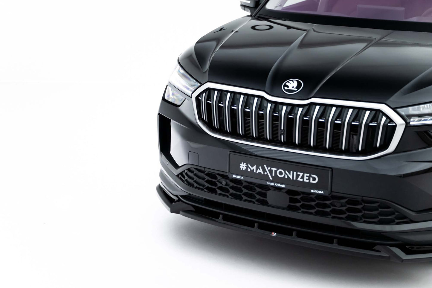 Maxton Design spoiler bara fata pentru Skoda Kodiaq (dupa 2024), negru lac