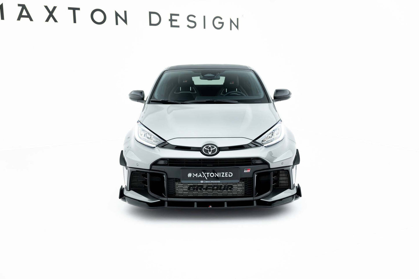 Spoiler bară față Maxton Design pentru Toyota GR Yaris (2024+), negru lucios