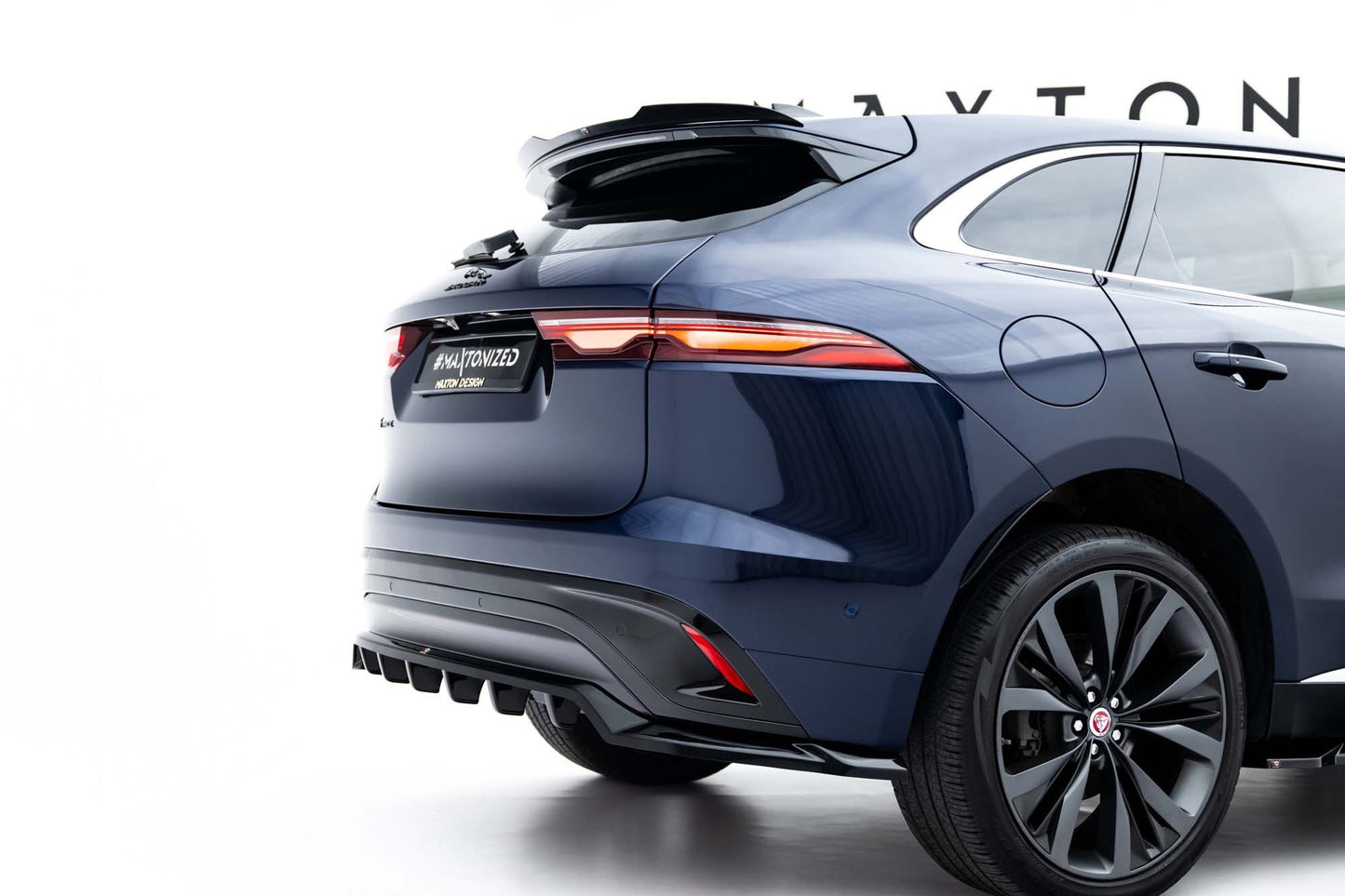 Maxton Design spoiler bara spate pentru Jaguar F-Pace R-Sport (2020-2025), lac negru