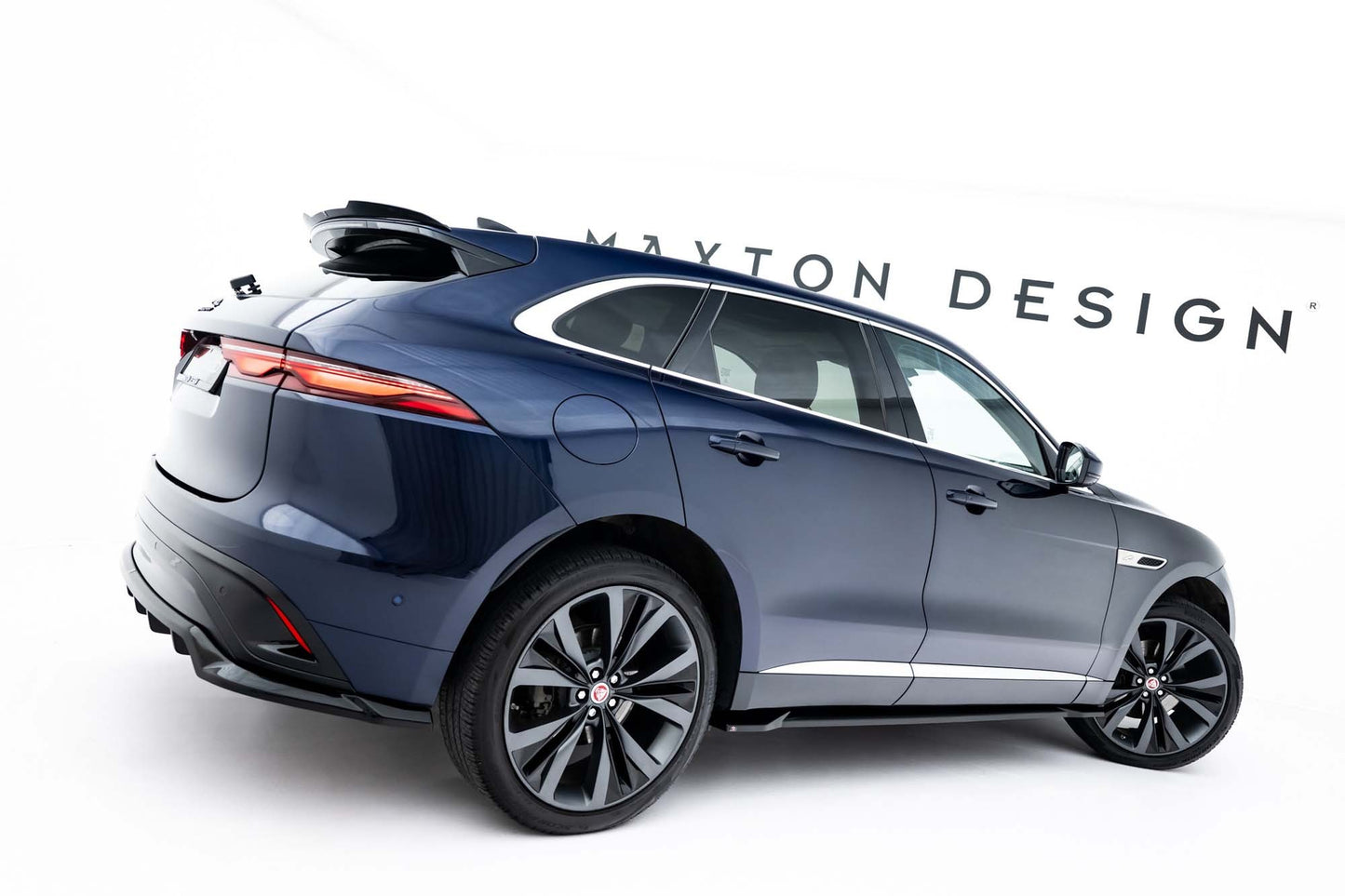 Maxton Design spoiler bara spate pentru Jaguar F-Pace R-Sport (2020-2025), lac negru
