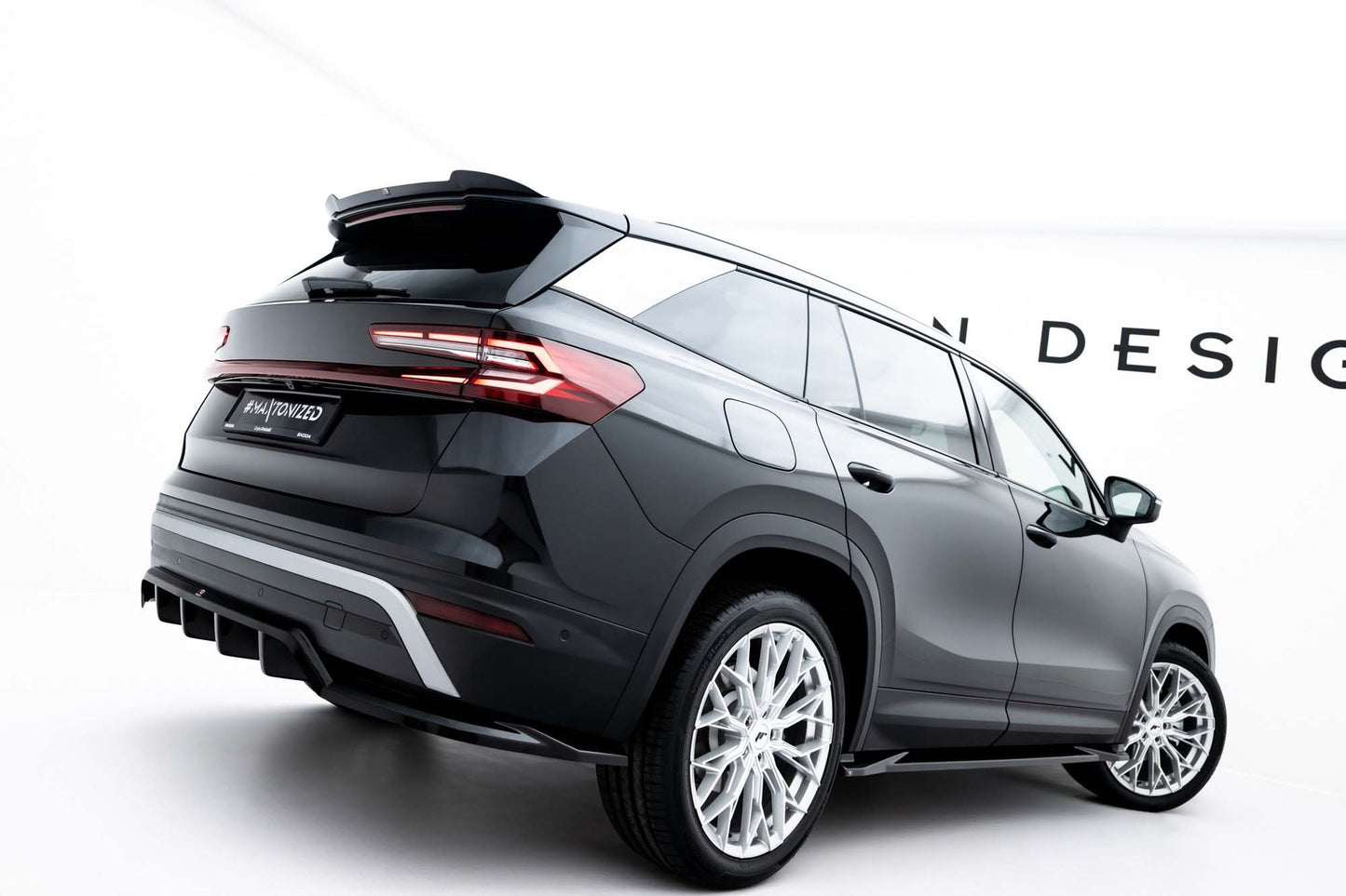 Maxton Design spoiler bara spate pentru Skoda Kodiaq (dupa 2024), negru lac