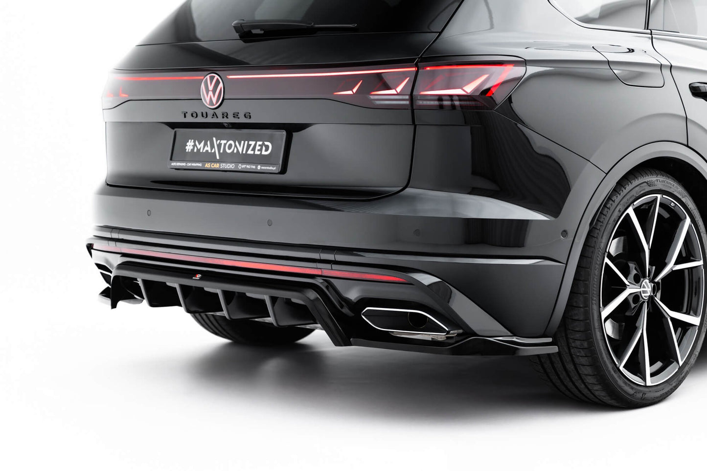Maxton Design spoiler pentru bara spate R‑Line a Volkswagen Touareg Mk3 facelift (dupa 2023), negru lacuit