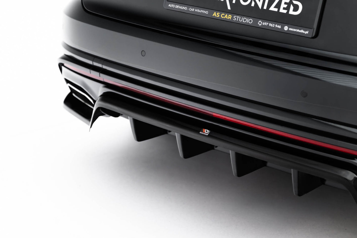 Maxton Design spoiler pentru bara spate R‑Line a Volkswagen Touareg Mk3 facelift (dupa 2023), negru lacuit