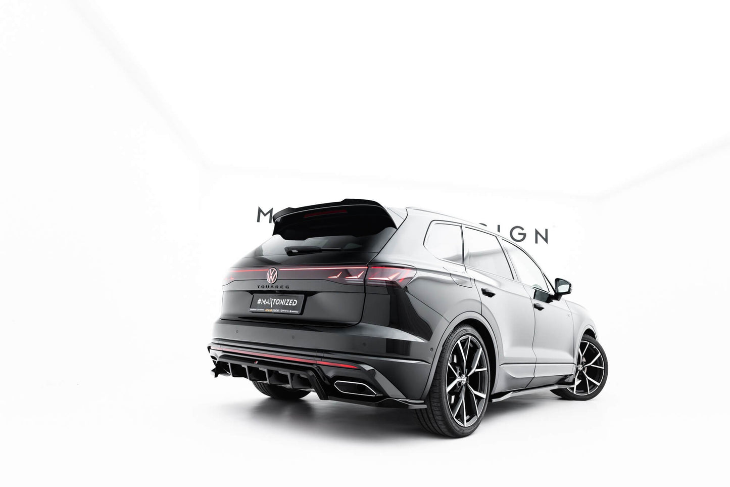 Maxton Design spoiler pentru bara spate R‑Line a Volkswagen Touareg Mk3 facelift (dupa 2023), negru lacuit