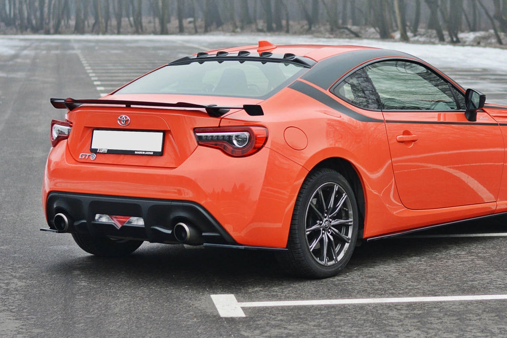 Maxton Design extensii laterale versiunea 1 pentru bara spate Toyota GT86 (dupa 2017), negru lucios