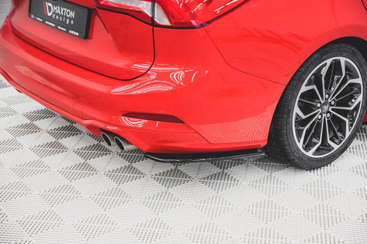 Extensii laterale Maxton Design versiunea 1 pentru bara spate ST-Line a Ford Focus station wagon (2018-), negru lucios
