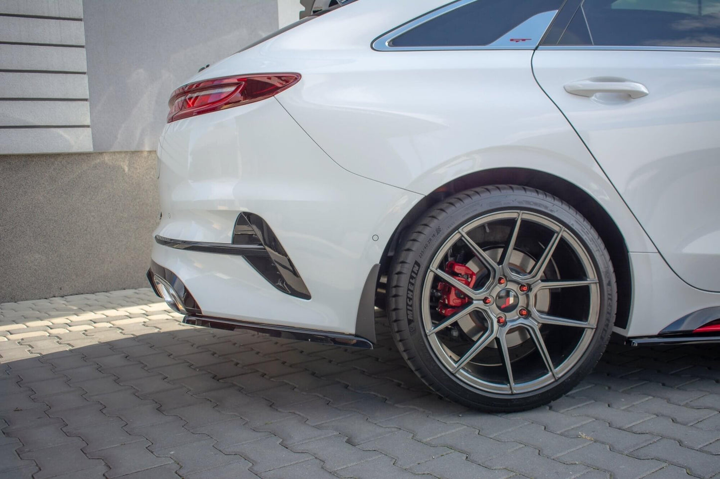 Extensii laterale Maxton Design pentru bara spate GT a Kia Pro Ceed (2018-), culoare carbon