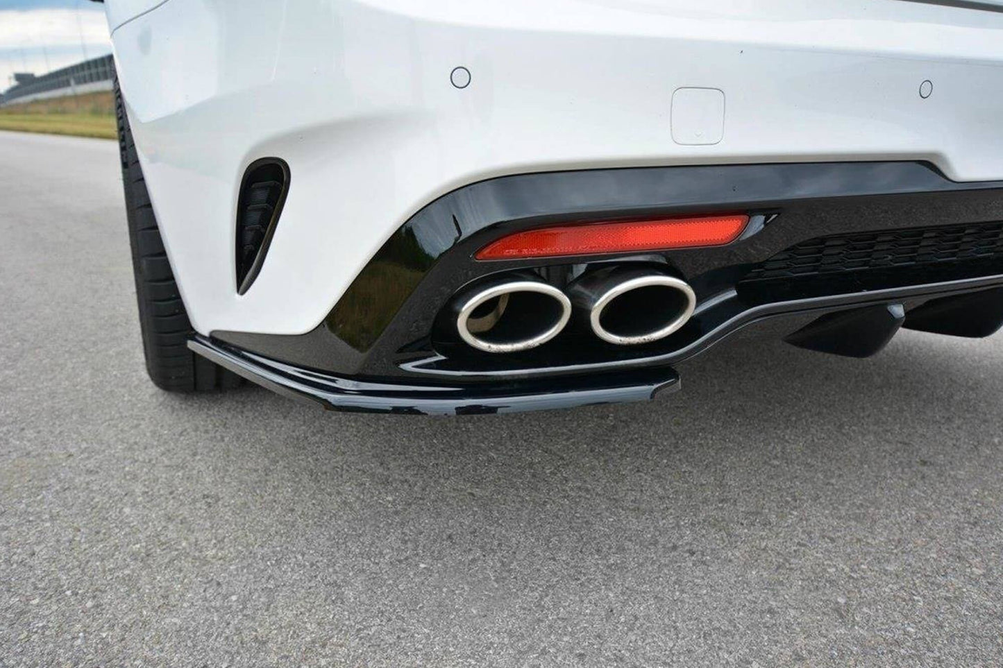 Maxton Design Rear Bumper Side Splitters GT for Kia Stinger (2017+), carbon look