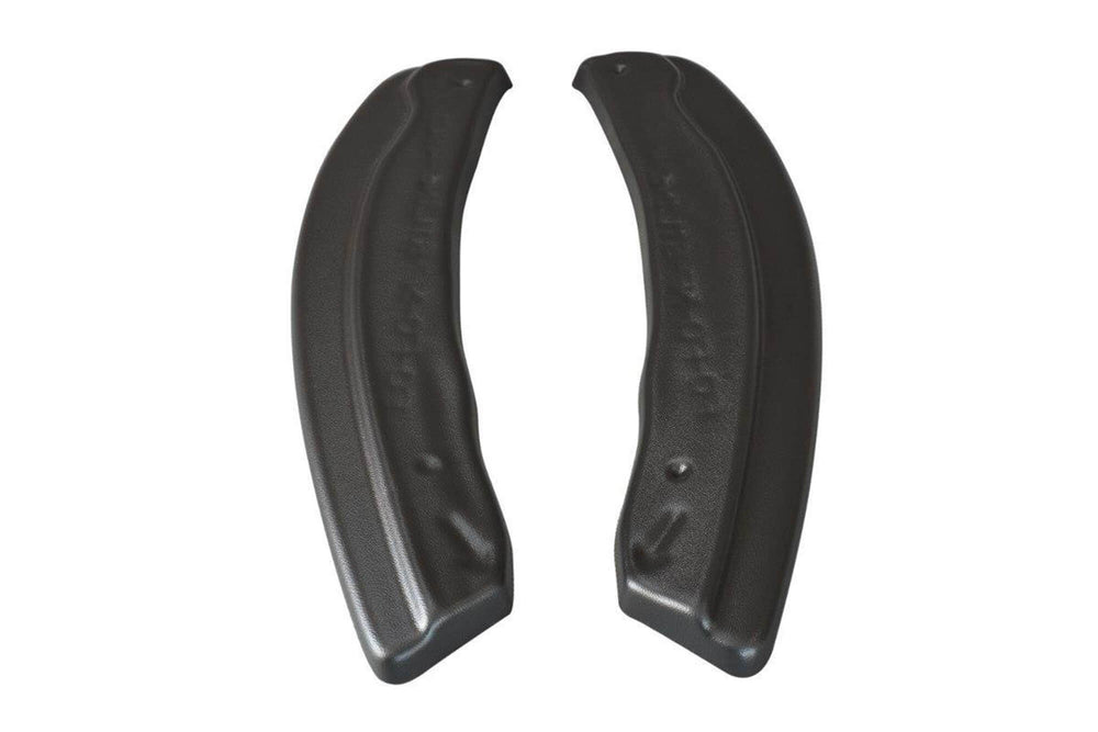 Praguri laterale Maxton Design pentru bara spate ST-Line a Ford Focus (2015-2018), negru mat