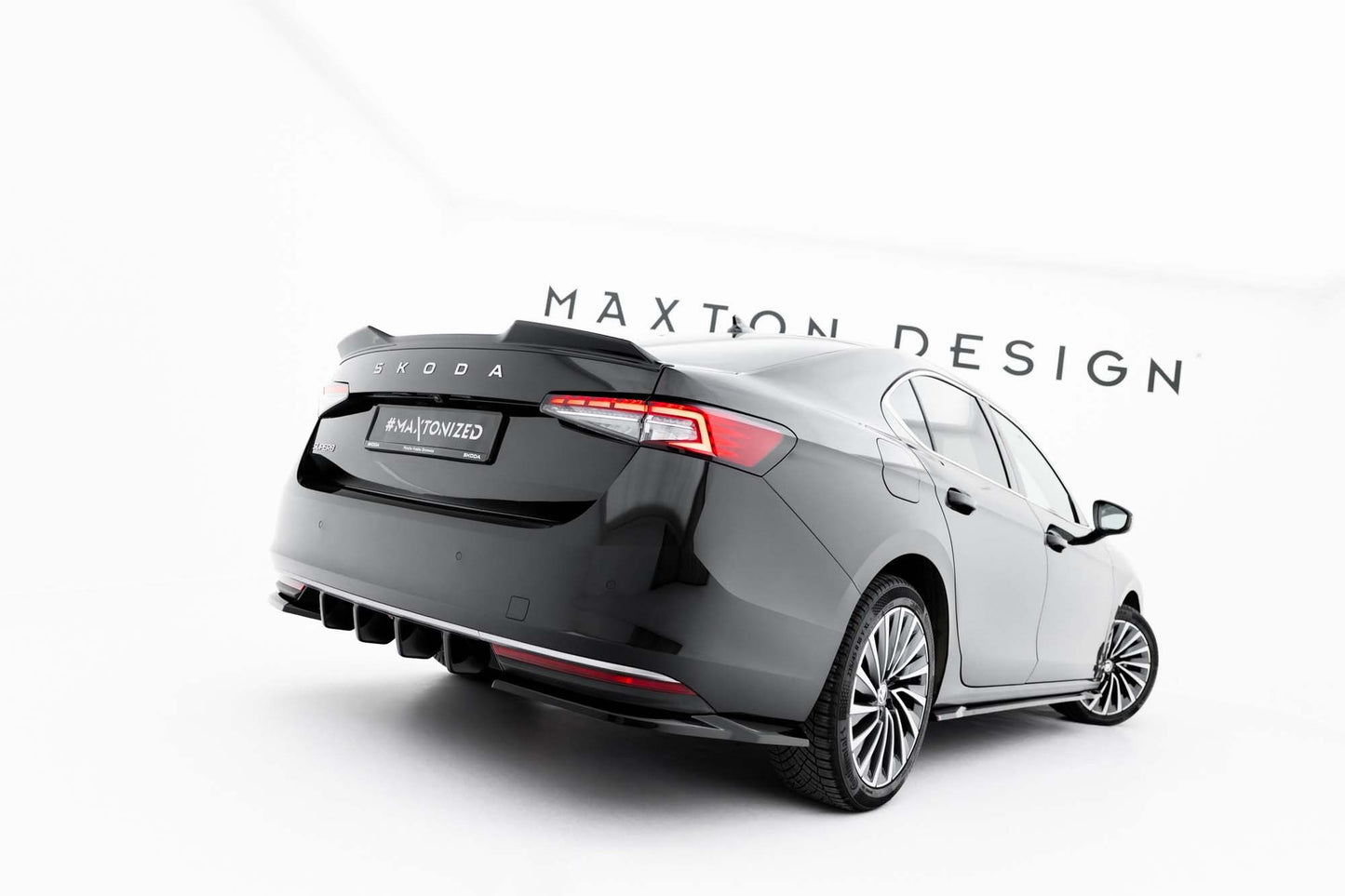 Maxton Design Side Skirts v1 for Skoda Superb (2024 onwards) Rear Bumper, Gloss Black