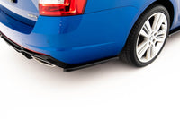 Extensii laterale Maxton Design versiunea 2 pentru bara spate RS a Skoda Octavia hatchback, combi (2013-2019), negru lucios