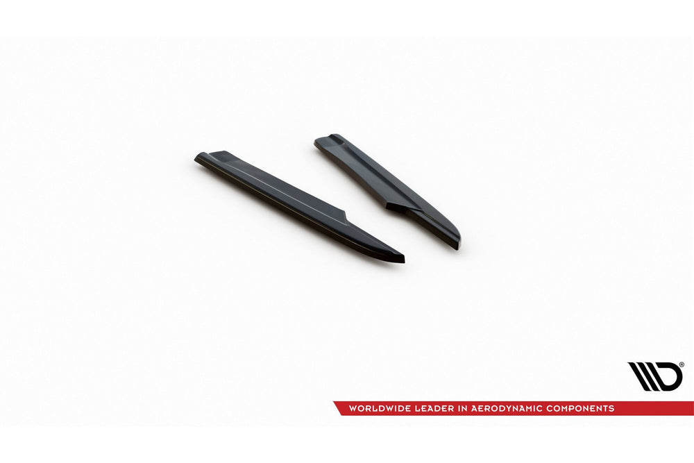 Extensii laterale Maxton Design versiunea 2 pentru bara spate RS a Skoda Octavia hatchback, combi (2013-2019), negru lucios