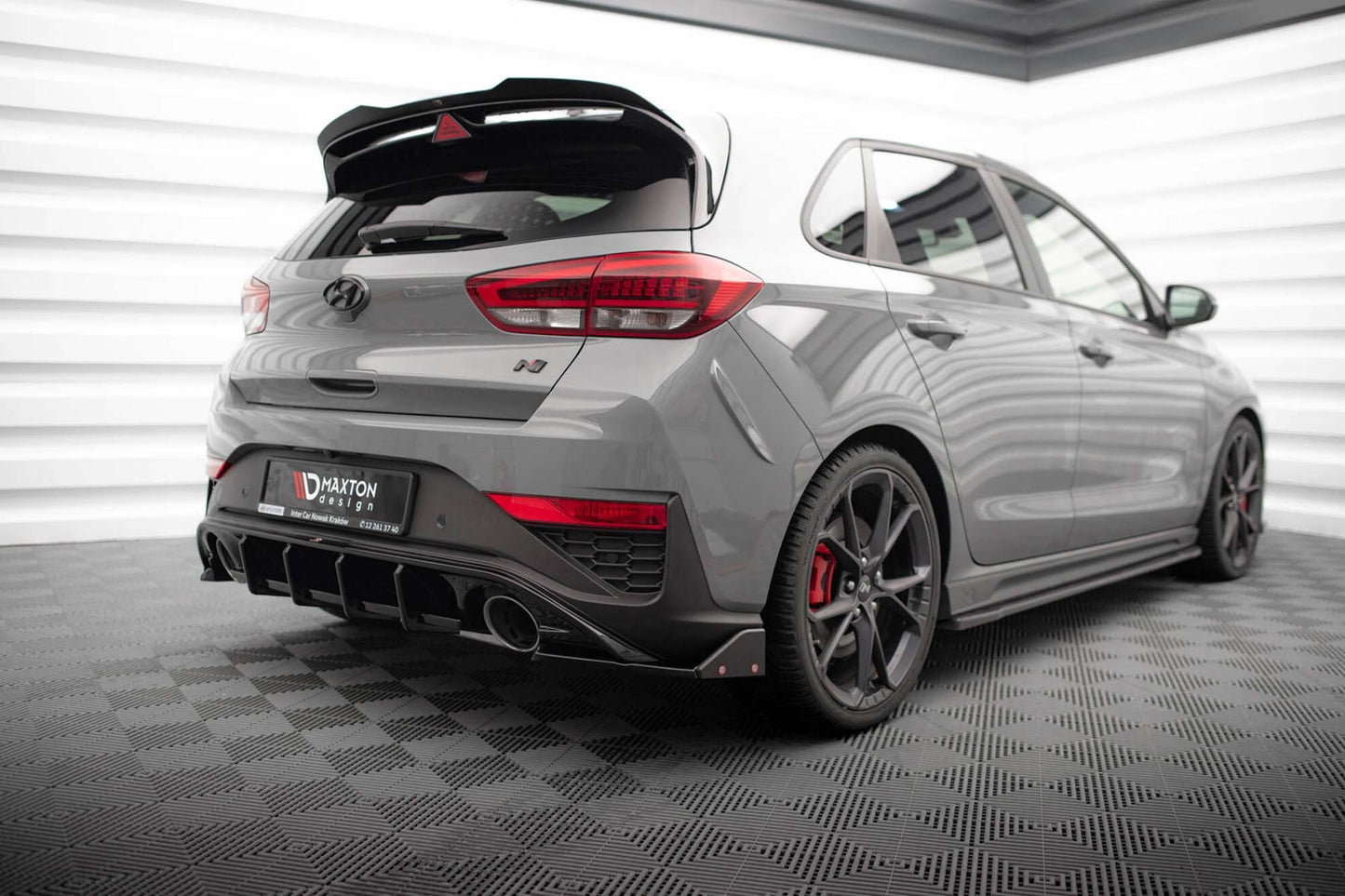 Extensii laterale Maxton Design versiunea 4 pentru bara spate a Hyundai i30 N hatchback (2020-), negru lac
