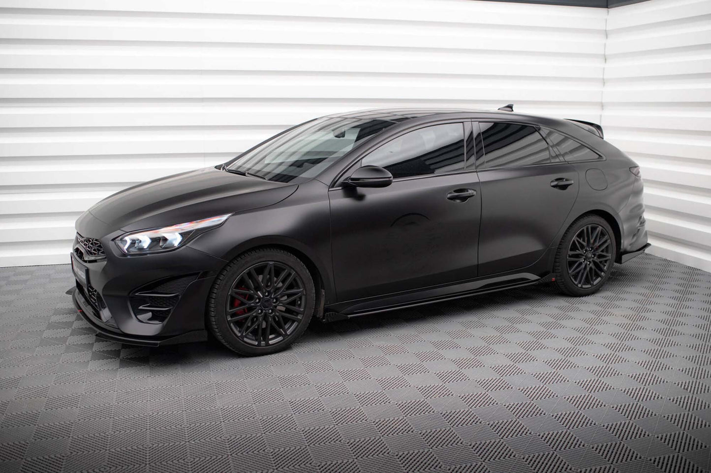 Maxton Design Side Skirts for Kia Proceed GT, GT-Line, Ceed GT (2022+), gloss black