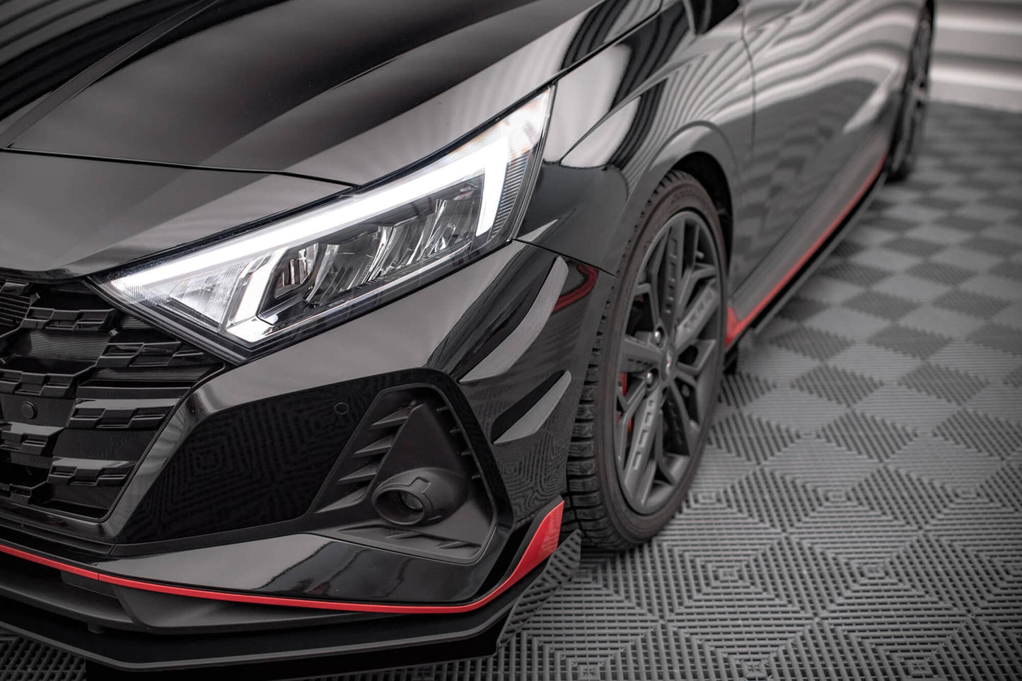 Maxton Design insertii laterale pentru bara fata Hyundai i20 N (2020+), negru mat