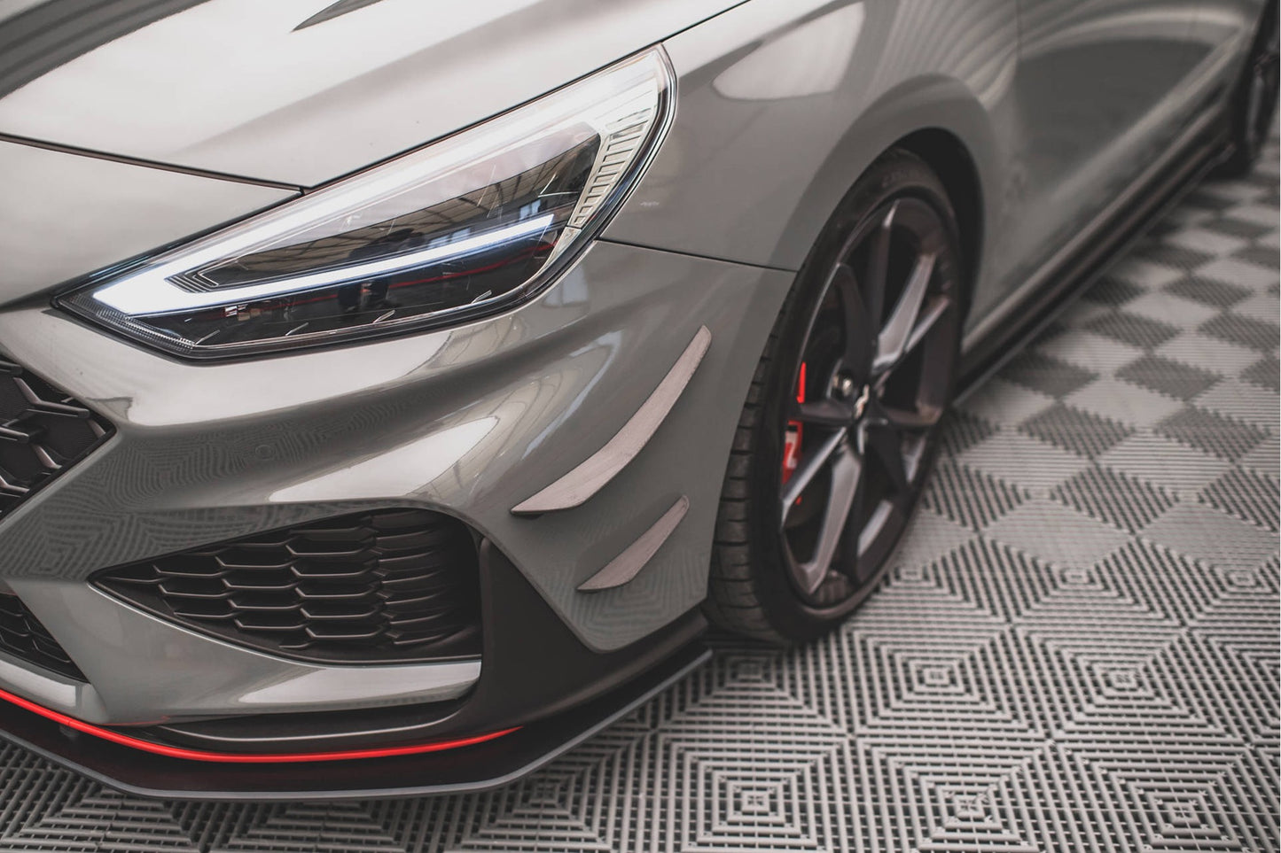 Inserții laterale Maxton Design pentru bara fata N-Line a Hyundai i30 hatchback, station wagon (2020-), negru mat