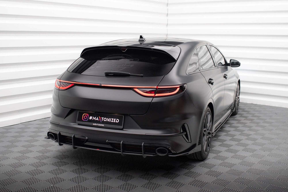 Maxton Design inserții laterale pentru bara spate a Kia Proceed GT (2022+), negru lucios