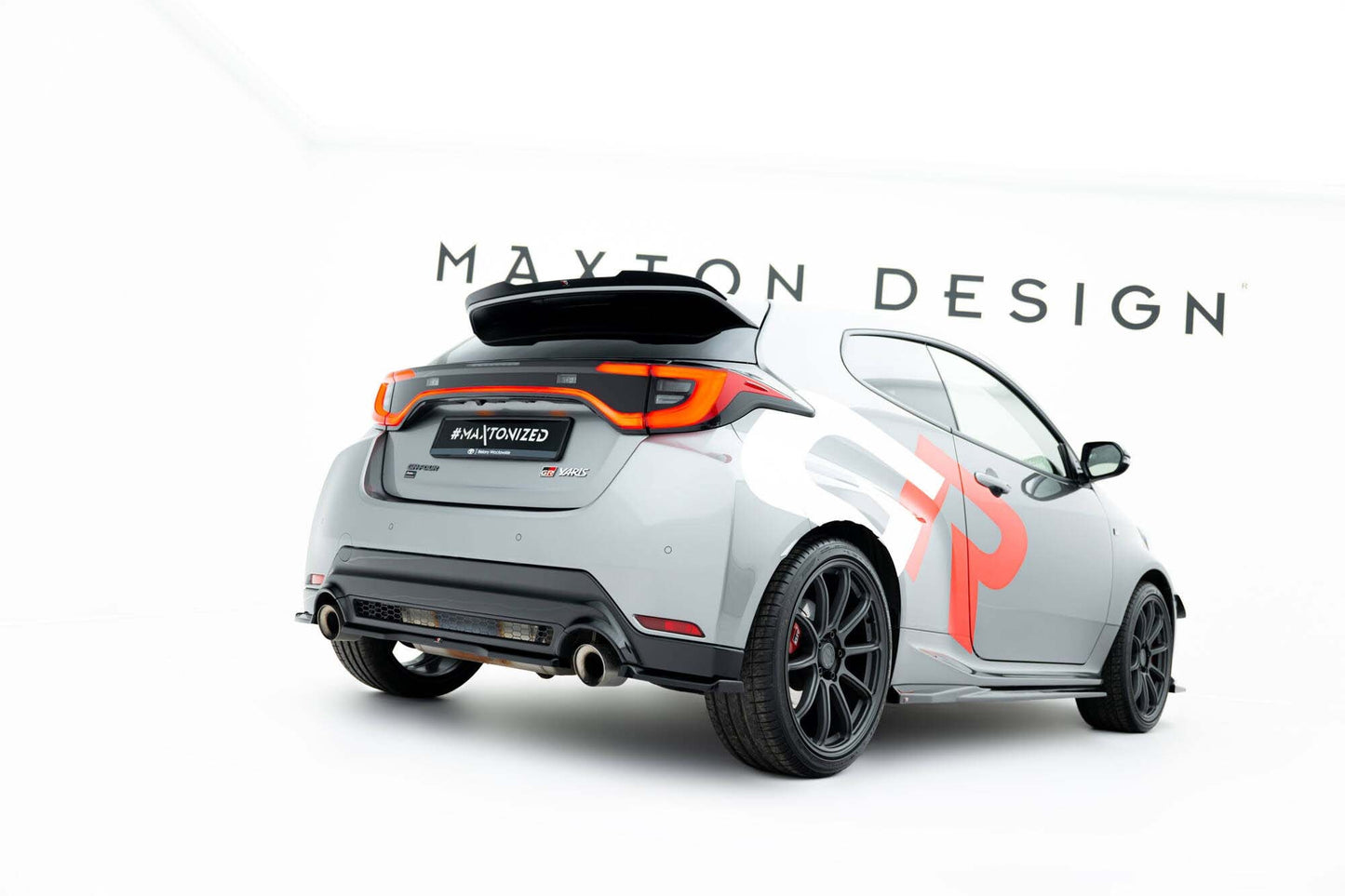 Maxton Design side inserts for Toyota GR Yaris (2024+) rear bumper, gloss black
