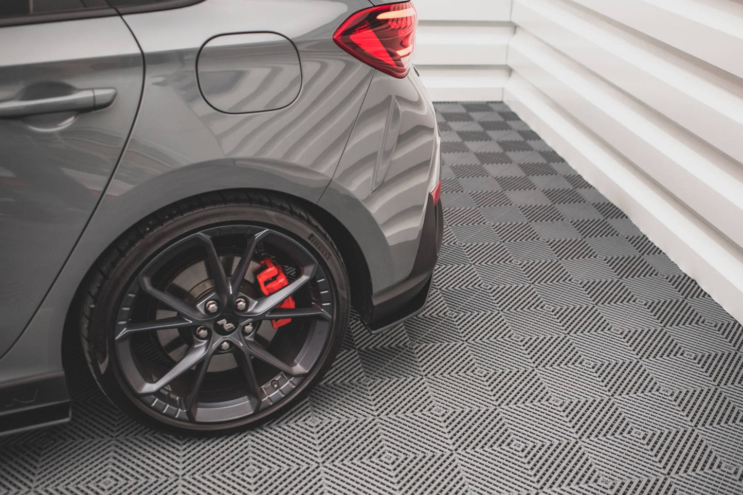 Inserții laterale Maxton Design pentru bara spate N-Line a Hyundai i30 hatchback (2020-), negru mat