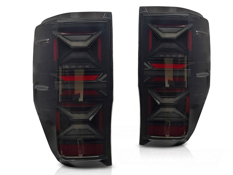 Set stopuri tuning LED pentru Ford Ranger (2011-2018), cu semnalizator dinamic, baza negru-fum, stanga si dreapta
