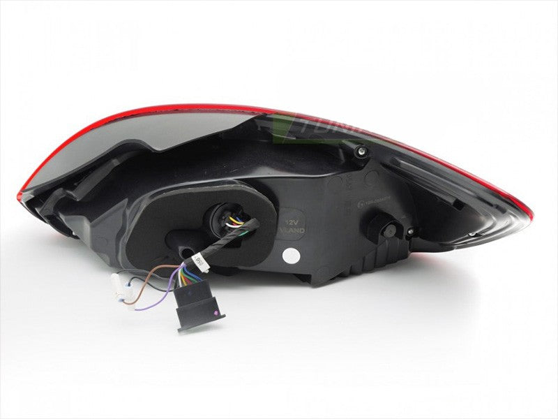 Set stopuri LED pentru Volkswagen Scirocco (2008-2014), cu baza rosie, stanga si dreapta